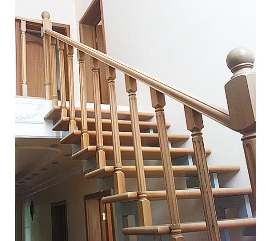 Фото 4 Готовые деревянные лестницы, г.Мытищи 2015